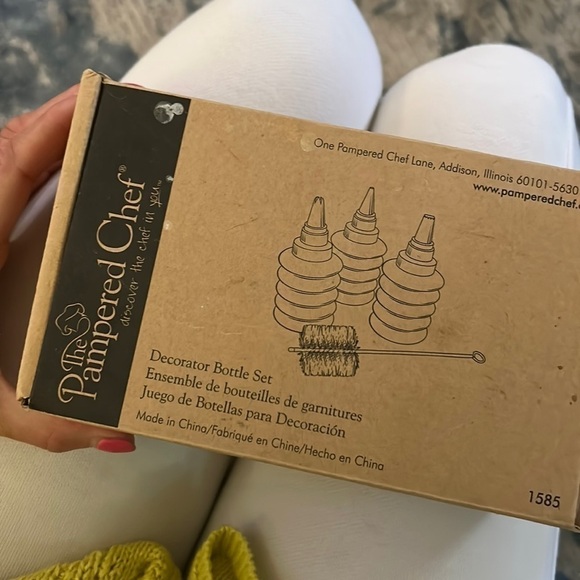 THE PAMPERED CHEF | brand new Decorator Bottle brush set - Picture 1 of 5